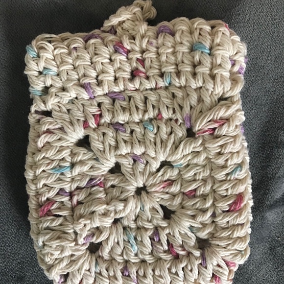 2 pack of hand crocheted 100% cotton soap savers - Picture 6 of 6